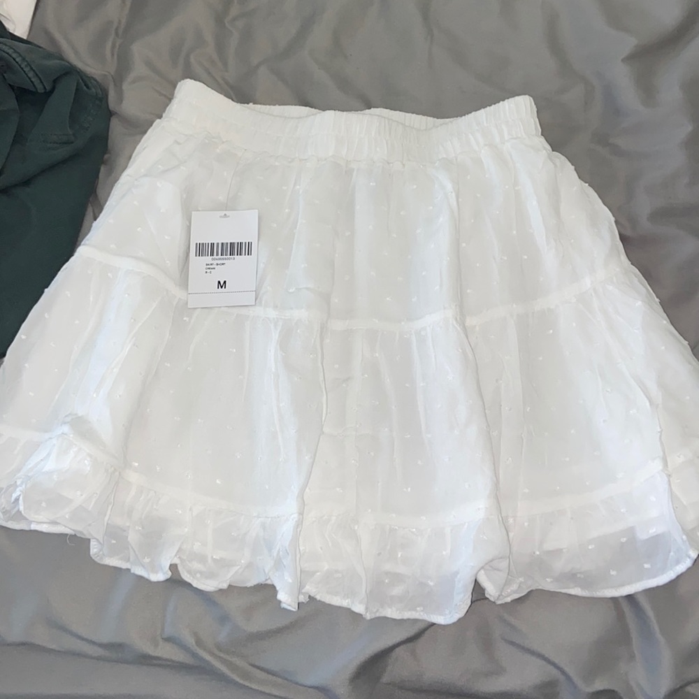 Nwt cute white skirt from forever 21